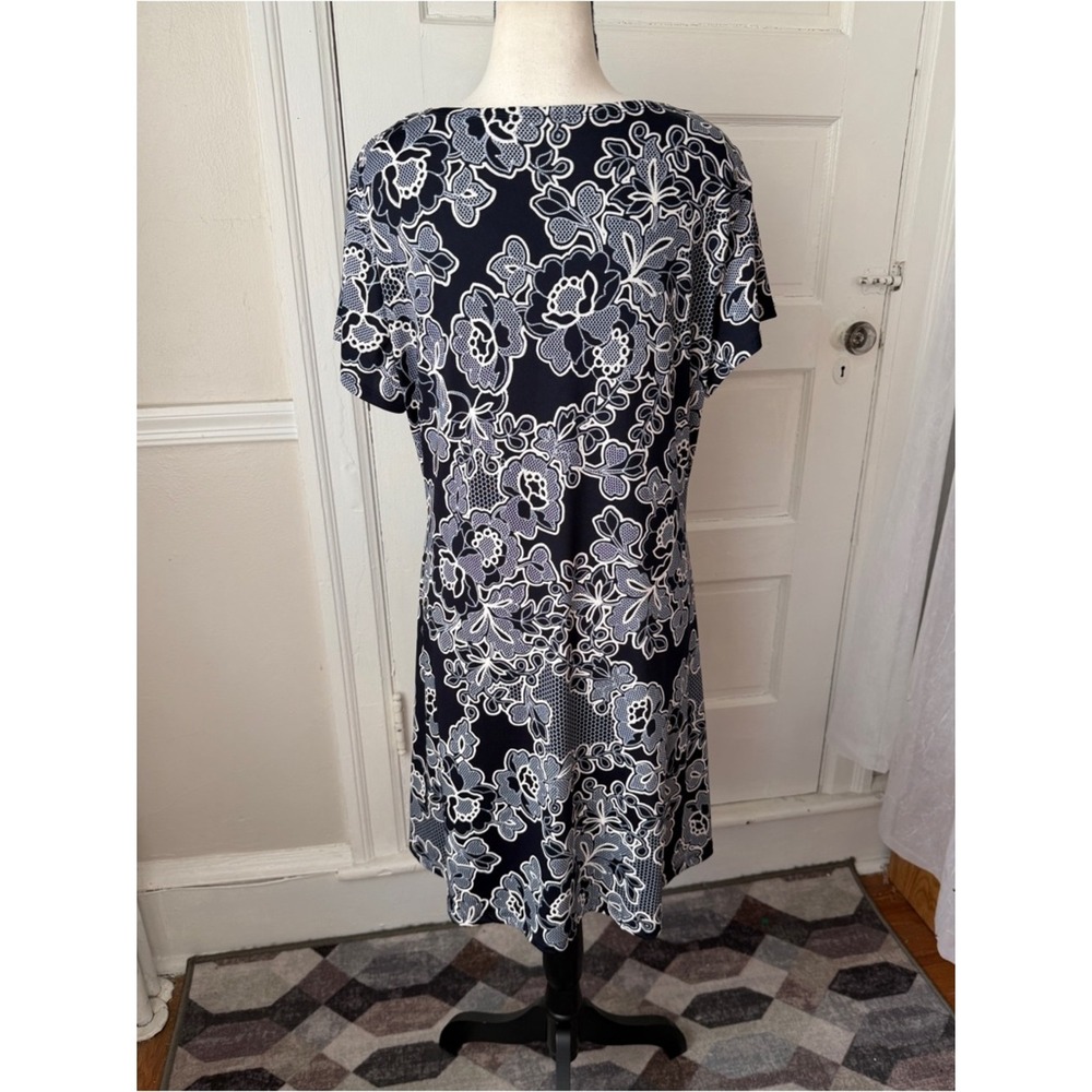 Kaktus Navy Blue &‎ White Floral Short Sleeve Mini Dress Boho Vacation Summer M - Picture 4 of 16